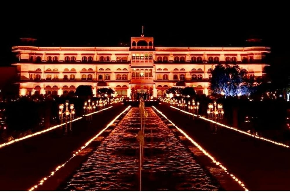 Umaid Lake Palace 6/50