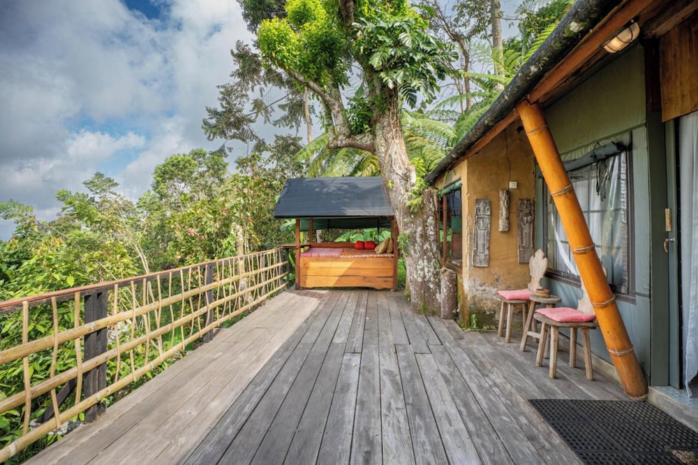 SANG GIRI - MOUNTAIN TENT RESORT 40/49