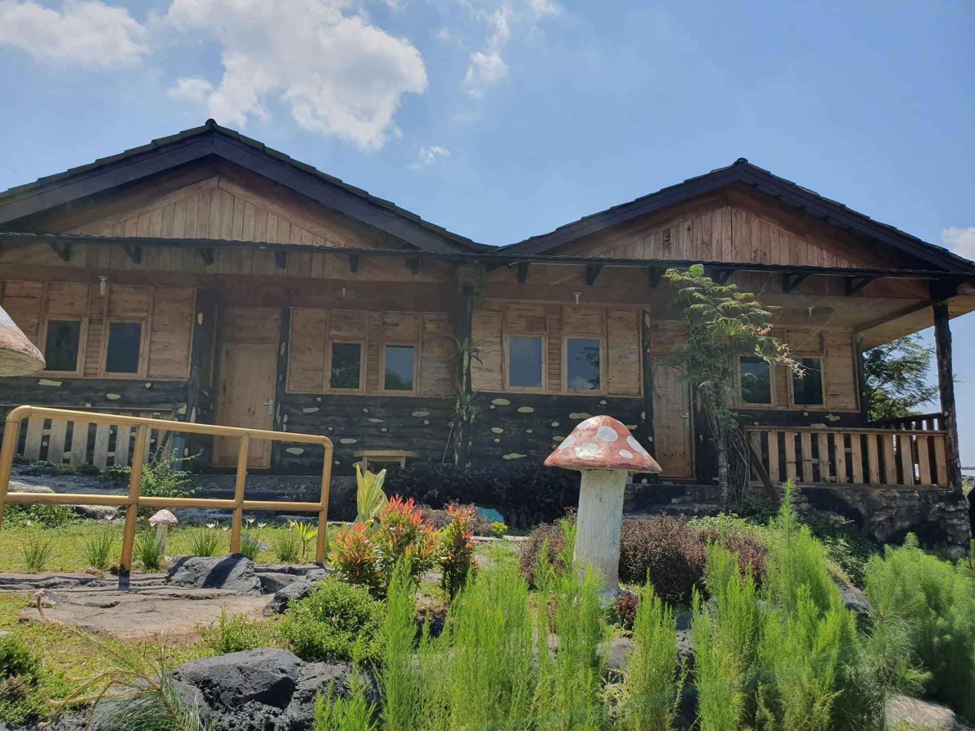 Kampung Istal by ZUZU 2/31