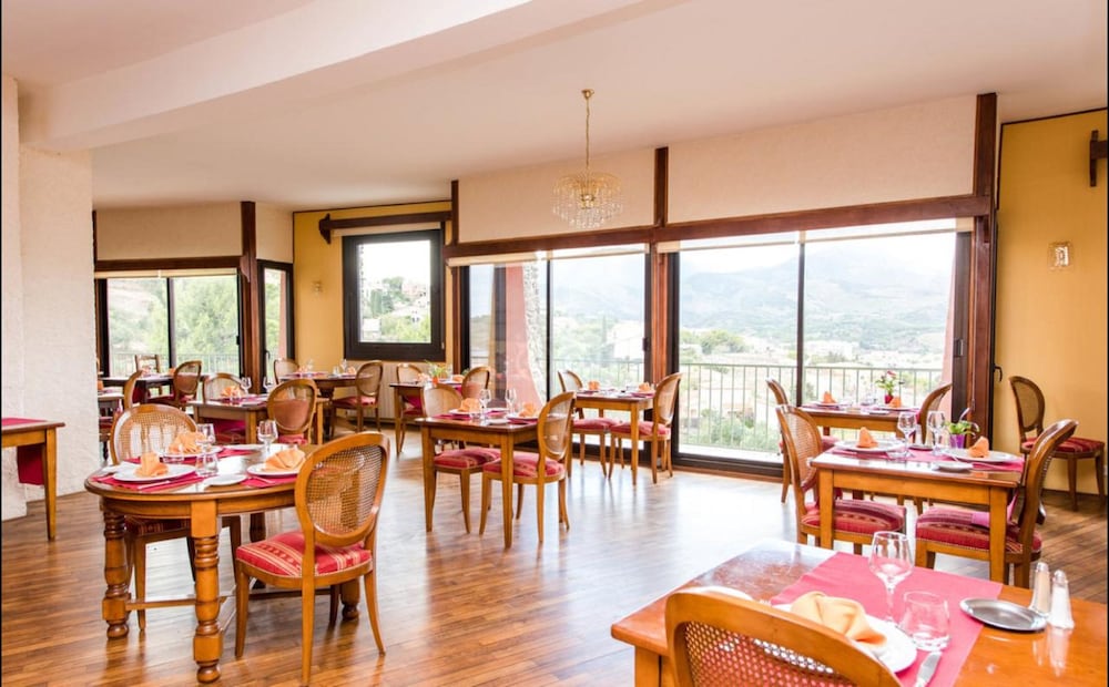 Hôtel Le Catalan Restaurant Le Miradou 55/67