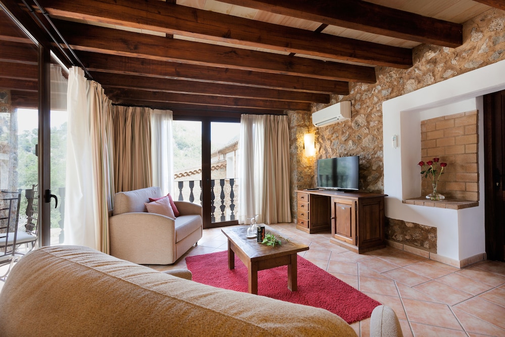 FINCA HOTEL ALBELLONS PARC NATURAL 45/70