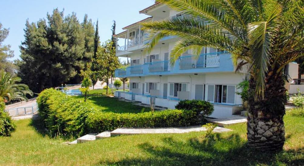 Roditsa Patritsia Apartments 33/36