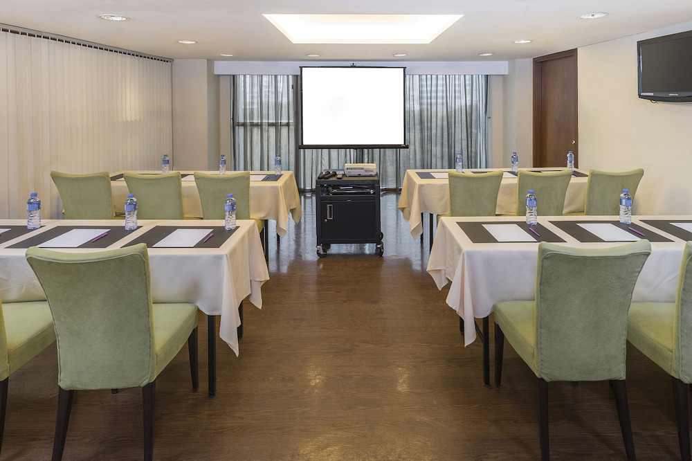 Silka Far East Hotel 42/50