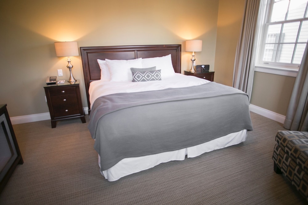 Adjoining, Deluxe, King Bed، 124 on Queen Hotel & Spa 4/8