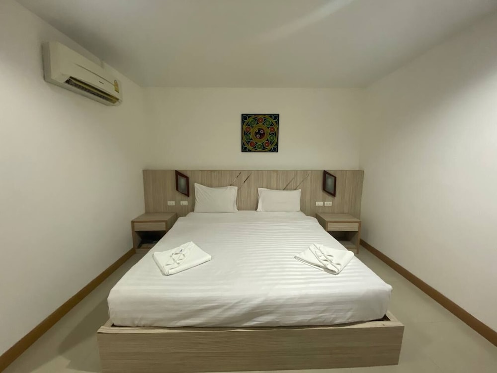 The Cocoon Patong 39/50