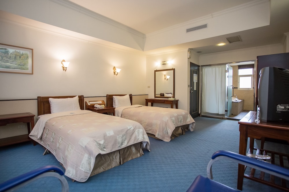 East Coast Hotel 29/71