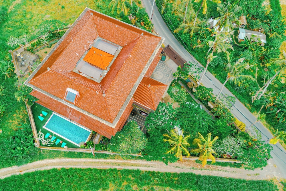 Starloka Saba Bali Hotel 61/65