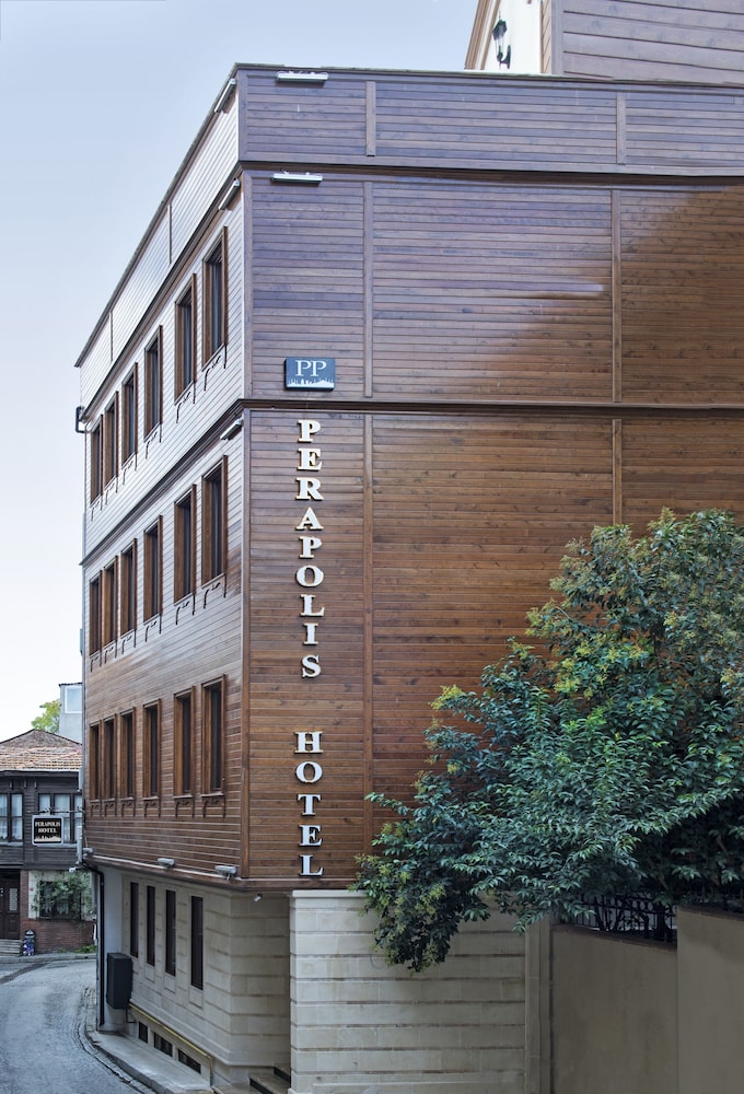 Perapolis Hotel 3/66