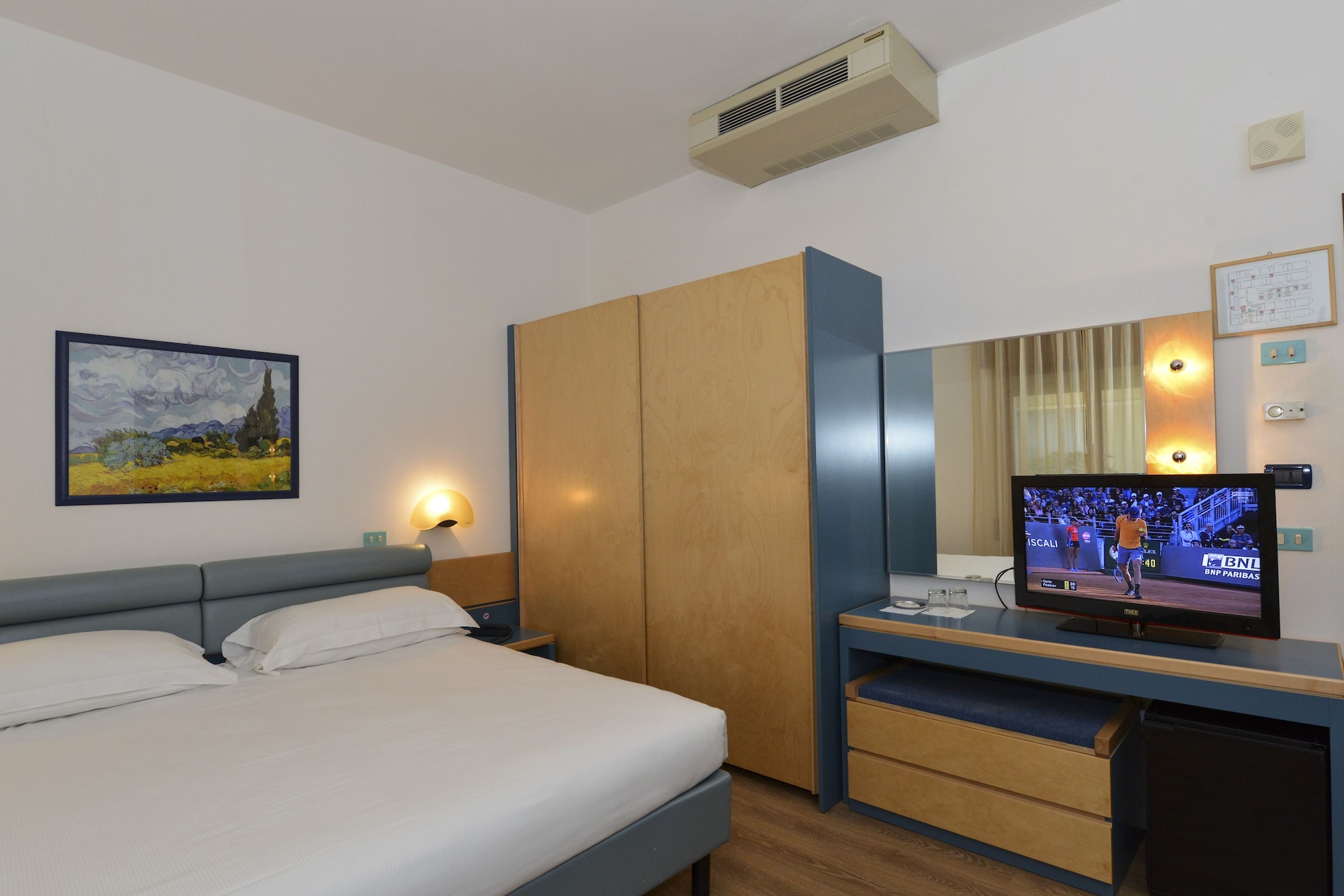 1 BEDROOM, SUPERIOR, DOUBLE OR TWIN BED, PARTIAL SEA VIEW, BALCONY
