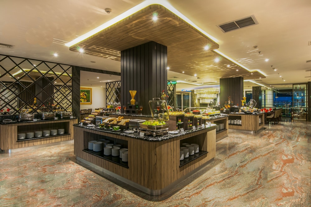 Arthama Hotels Losari Makassar 38/48