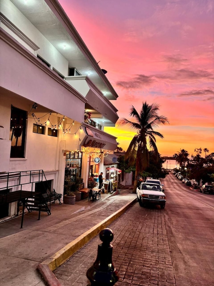 Hotel Miramar 40/41