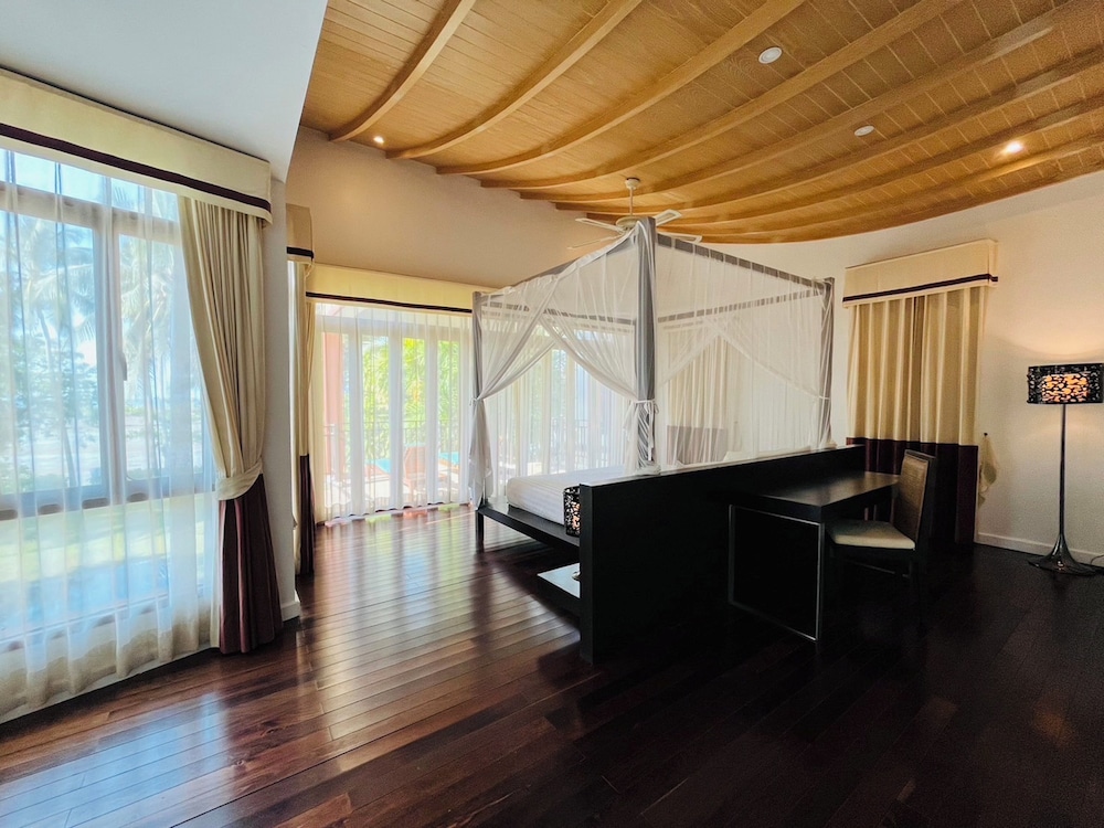 Amatapura Beach Villa 12 25/57