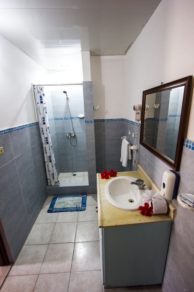 Hotel El Eden 46/57
