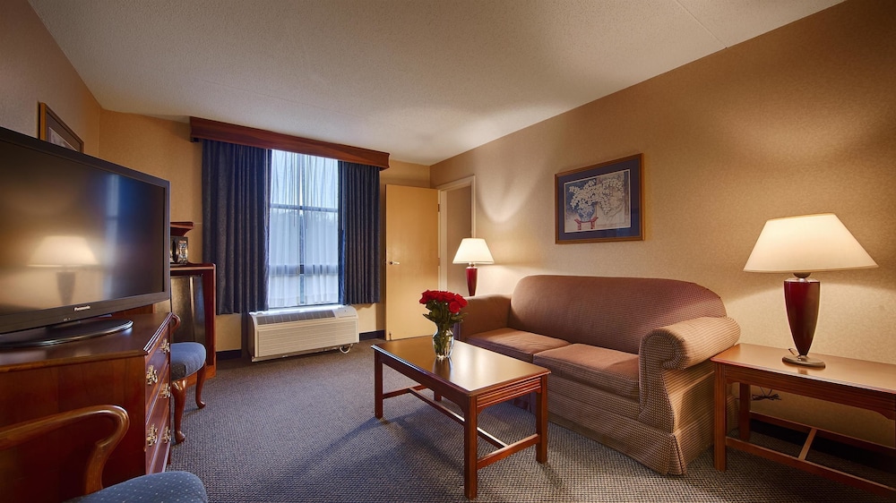 Best Western Potomac Mills 23/35