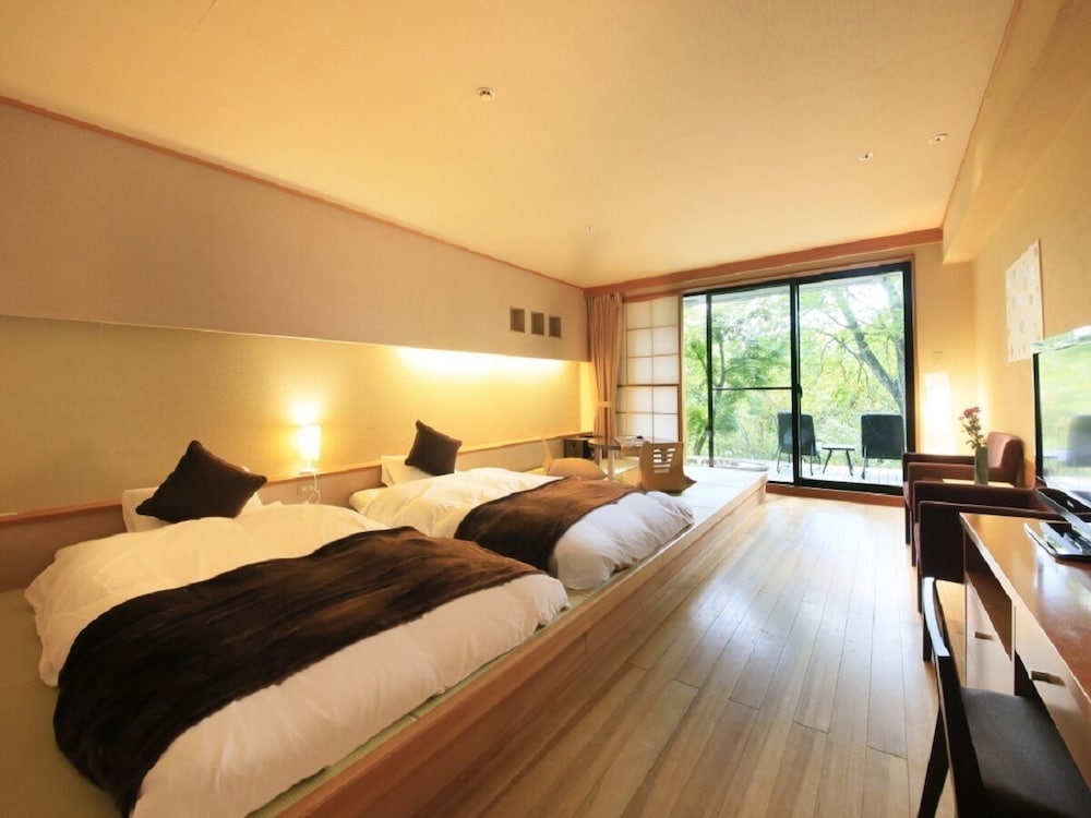 Japanese Western, Superior, Twin Beds, 2 Futon Beds, Outdoor Bath