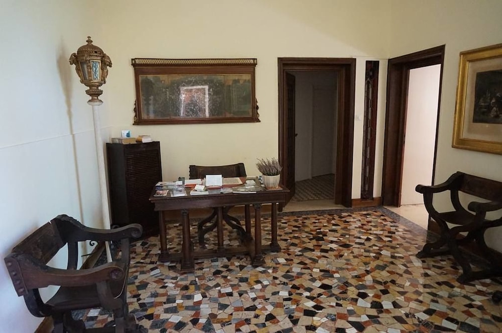 Palazzo Mantua Benavides 23/34