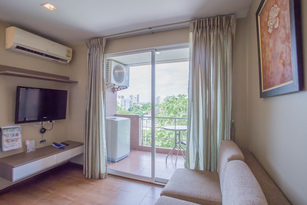 Greenview Ekkamai 10 22/48