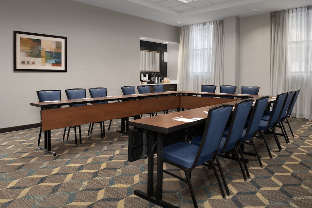RESIDENCE INN SYRACUSE DOWNTOWN AT ARMORY SQUARE 43/50