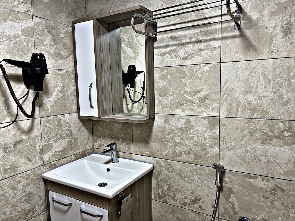 Sezgin Hotel 48/48