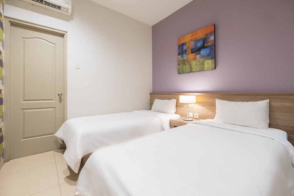 Aswin Hotel 12/46