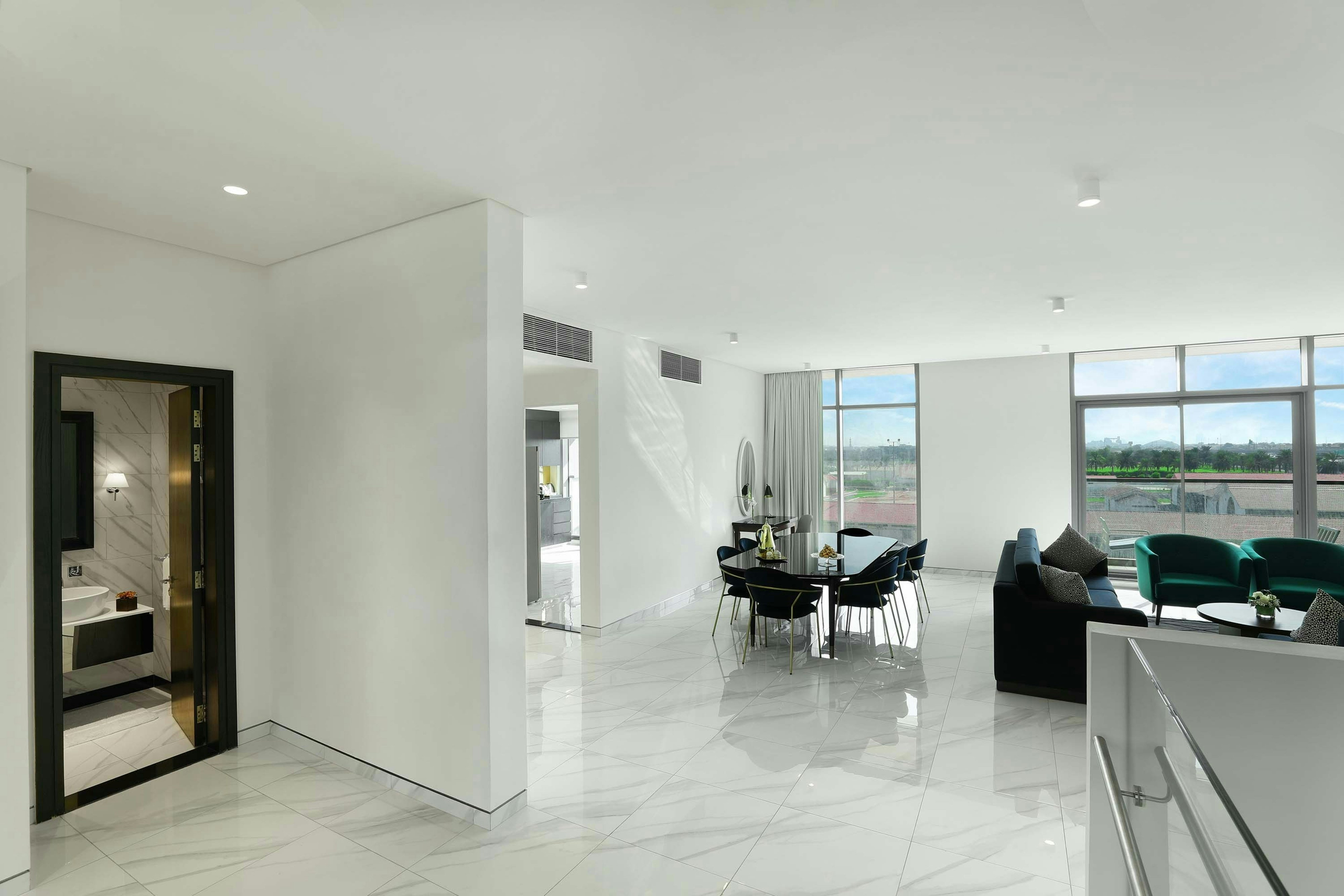 Millennium Atria Business Bay 43/93