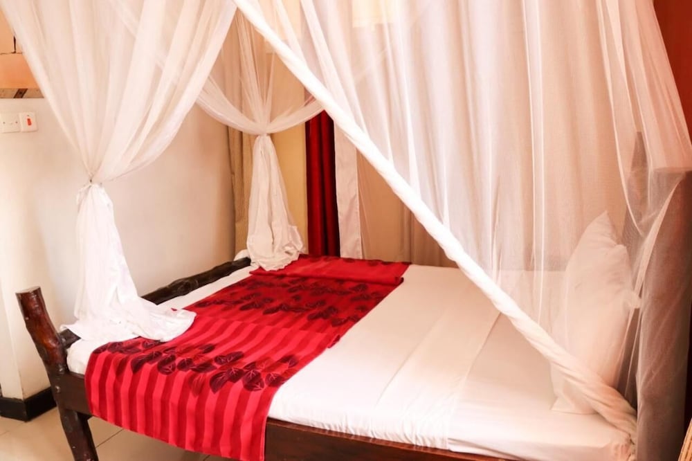 Bridge Hotel Mombasa 18/41