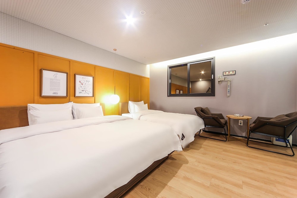 Seomyeon Brown-dot Hotel Gold Busan 10/50