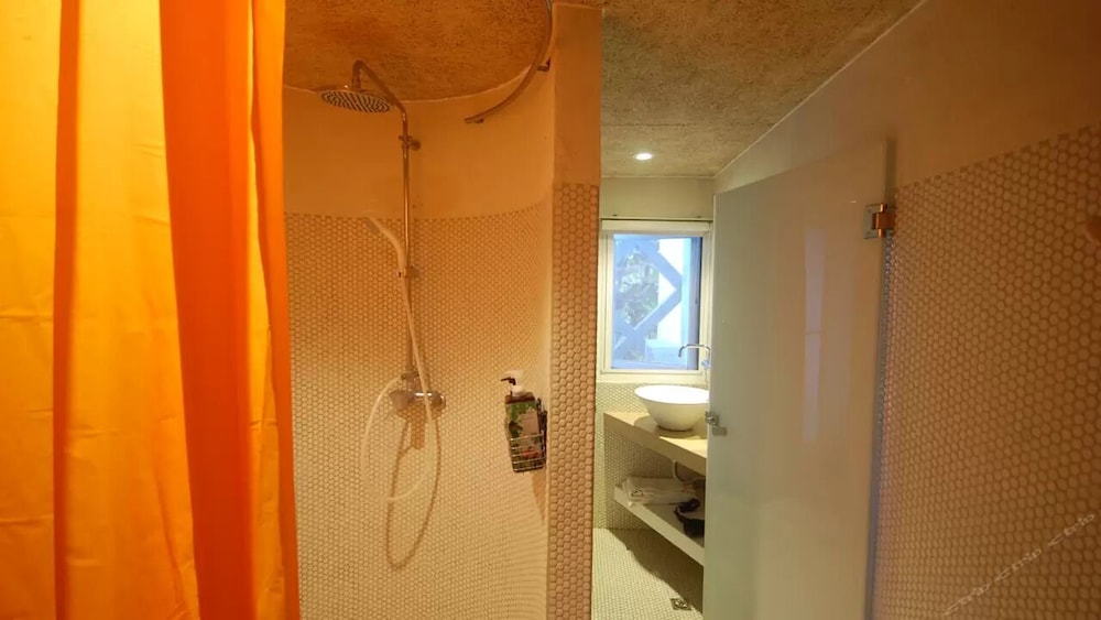 オレンジ ムーン イン 写真4
