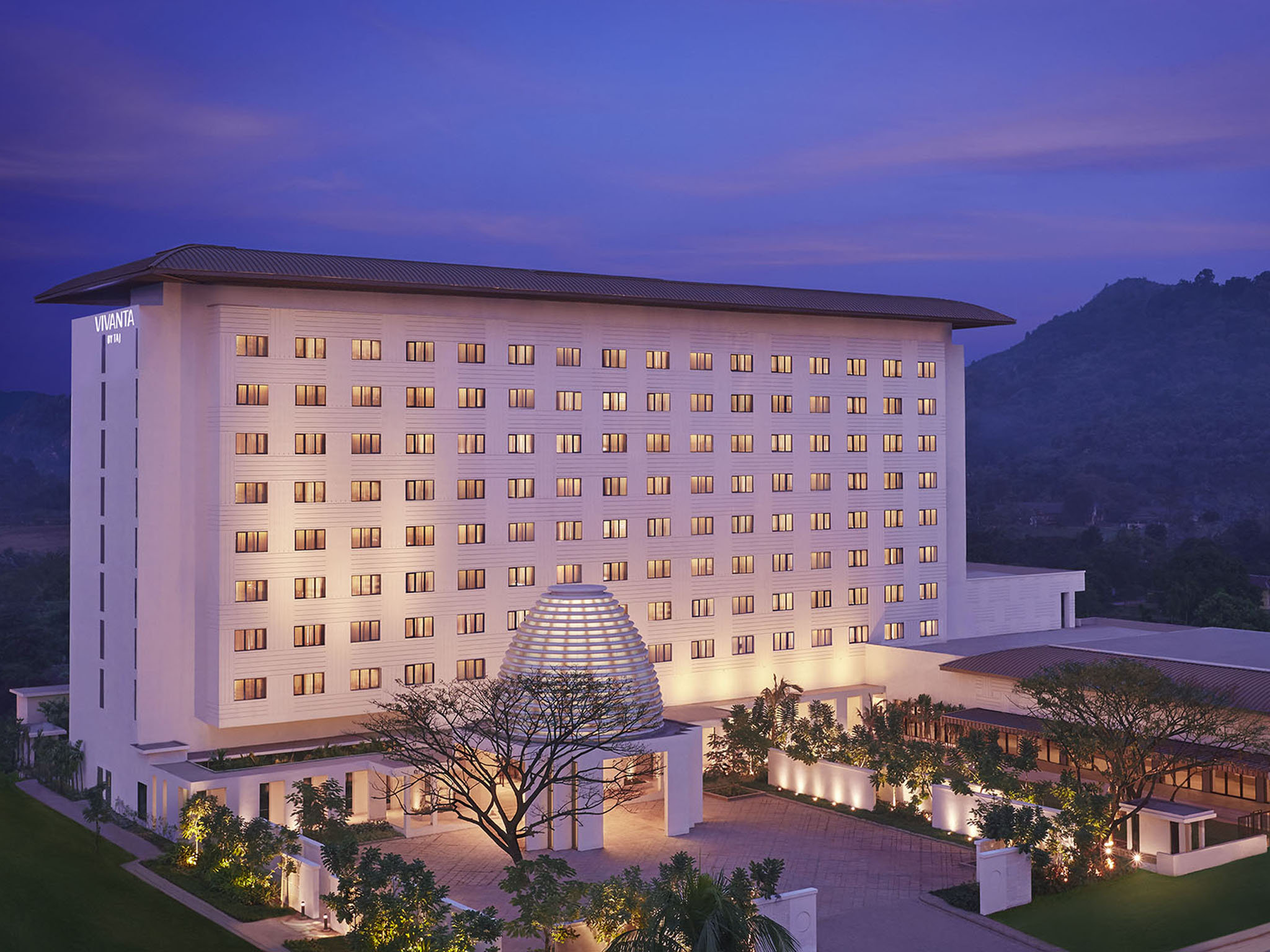 Vivanta Guwahati 1/12