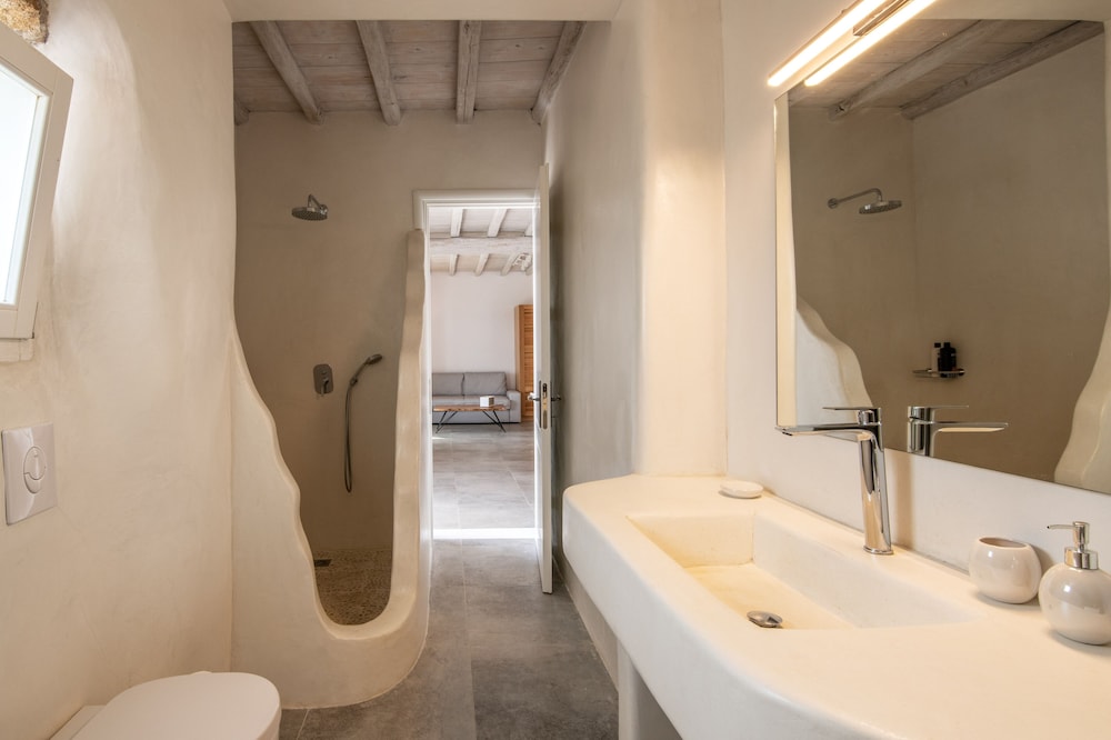 Mykonos Divino 46/50