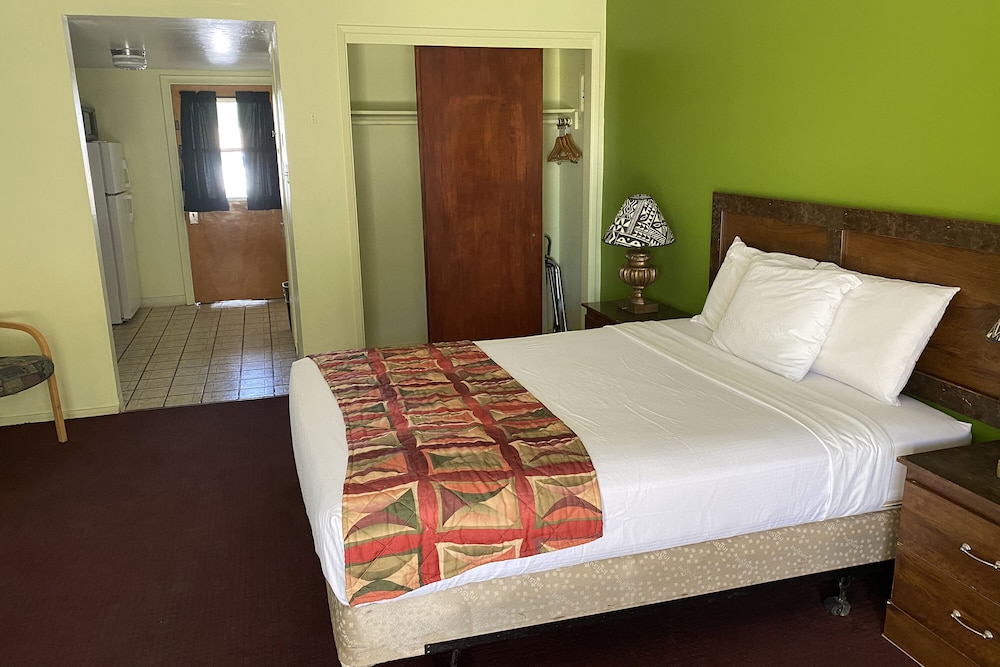 Hotel Yuma AZ Desert Grove 25/47