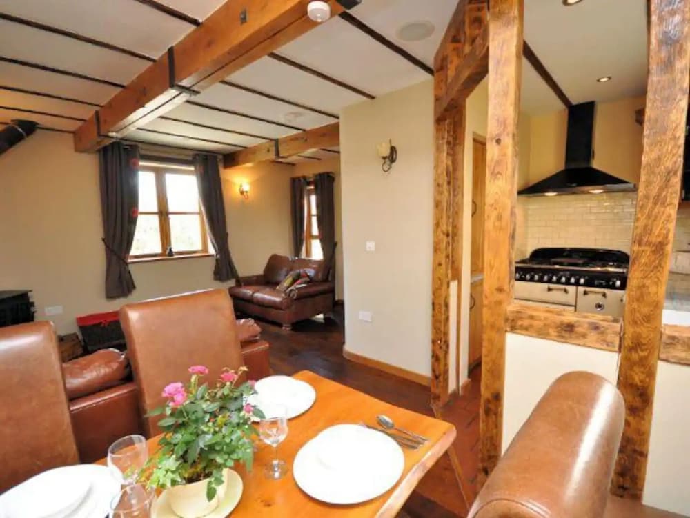 The Oak at Dewlish 8/14