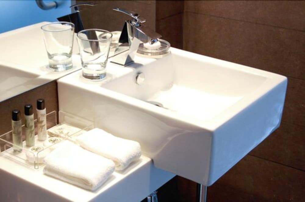 Boutique 17 43/44