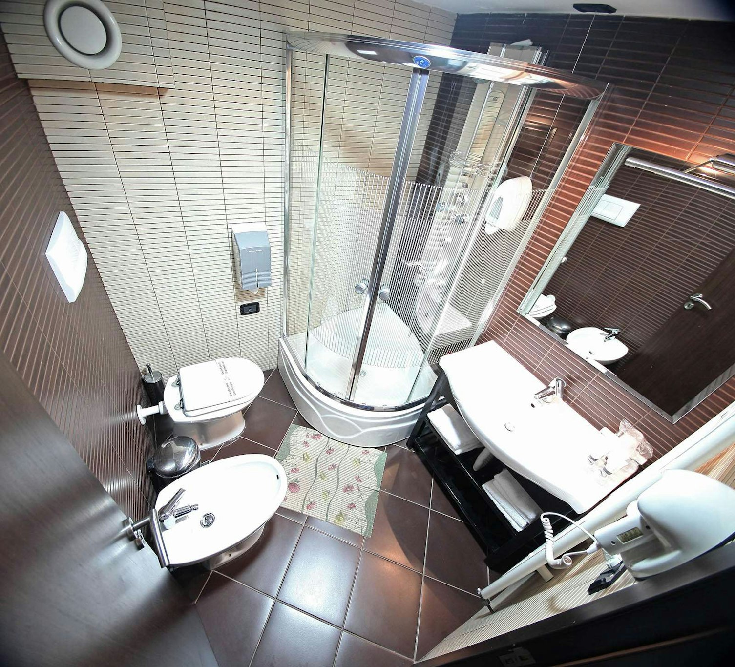 Vlora International Hotel 20/21