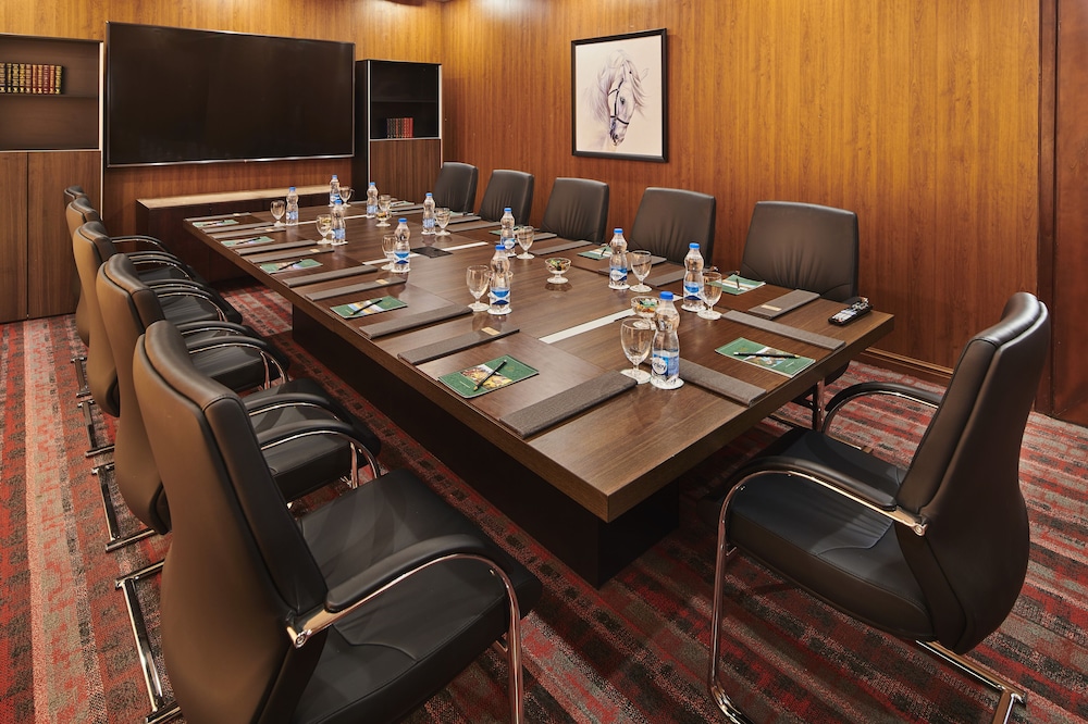 MAYFAIR Lake Resort, Atal Nagar, Raipur 36/50