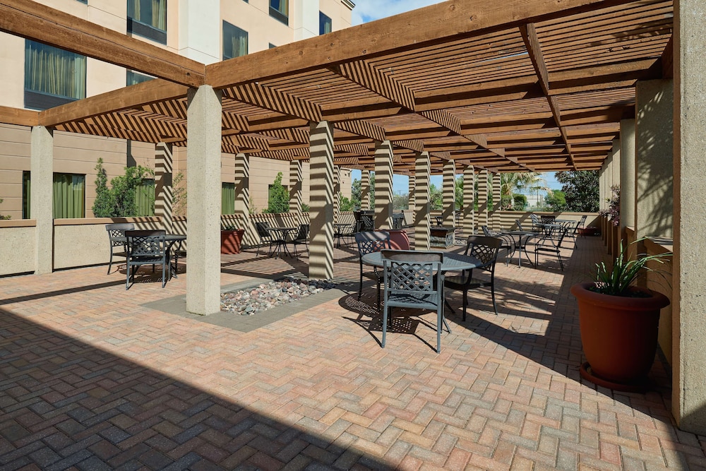 Hampton Inn and Suites Longview North 17/36