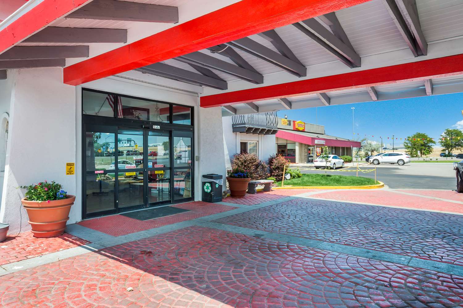 Americas Best Value Inn Denver 13/14