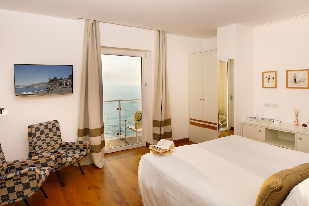 Junior Suite with Sea View