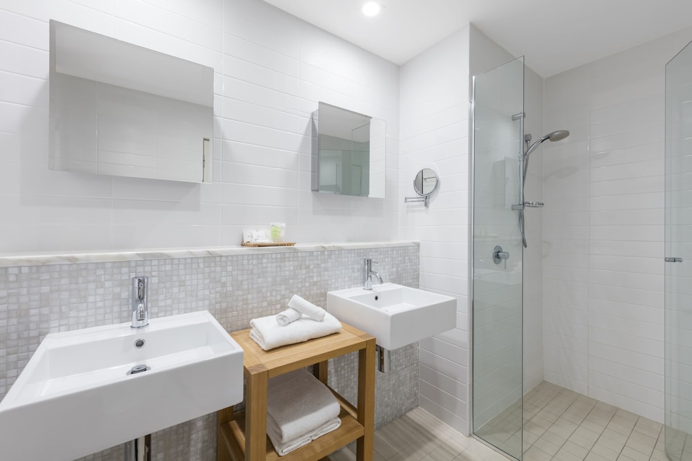 RACV NOOSA RESORT 73/74