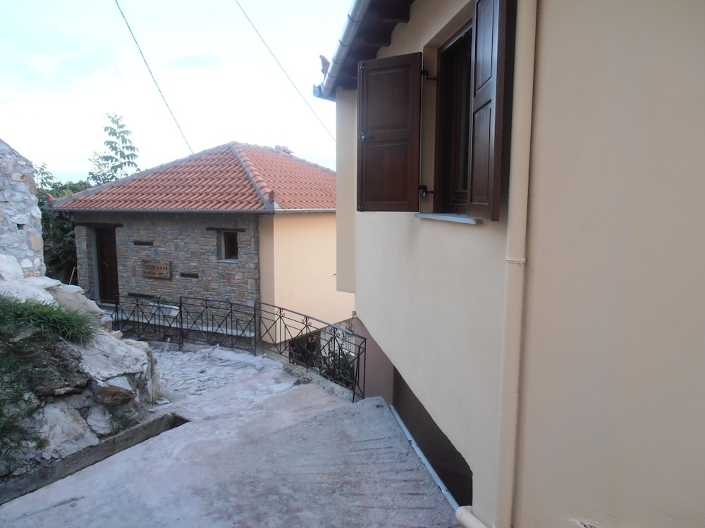 Mansion Terpou 21/46