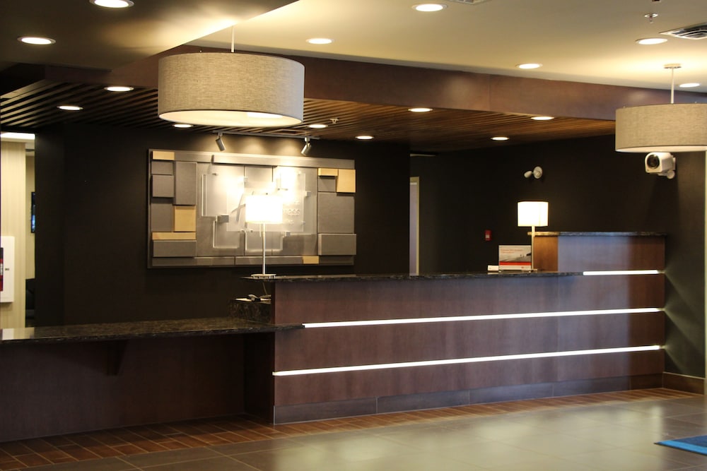 Holiday Inn Express Suites Cold Lake 4/73