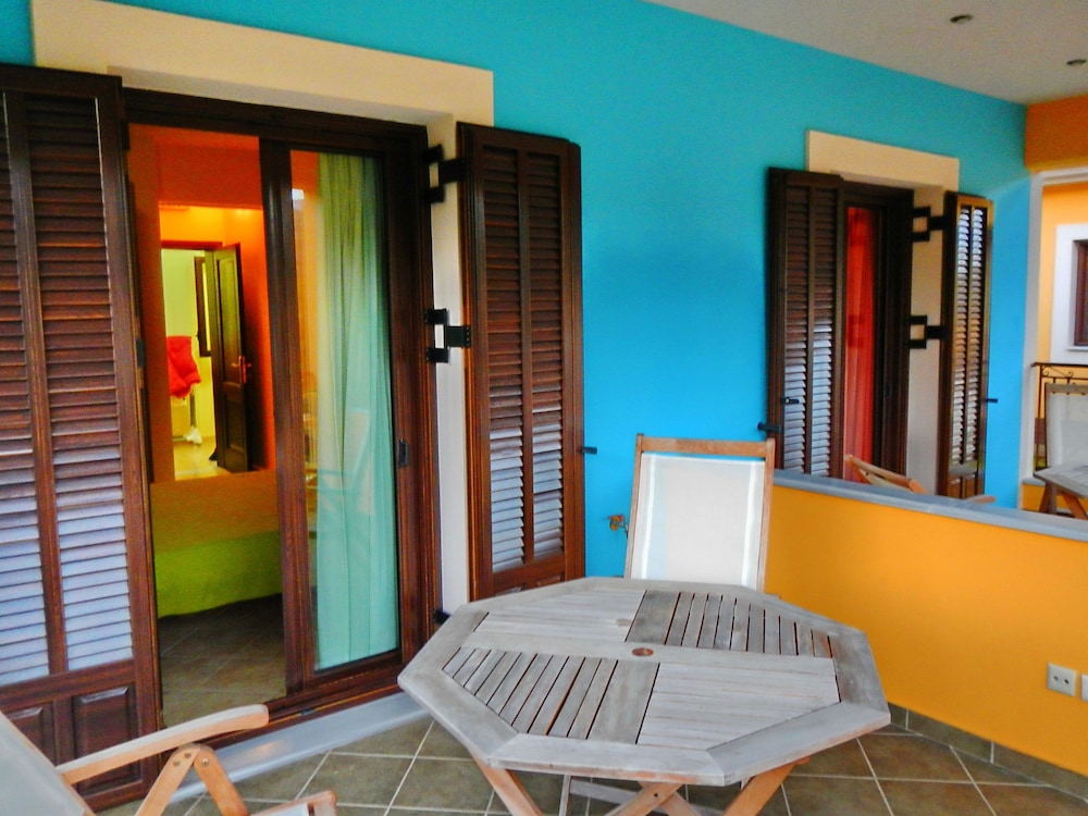 Prestige Villas 15/50