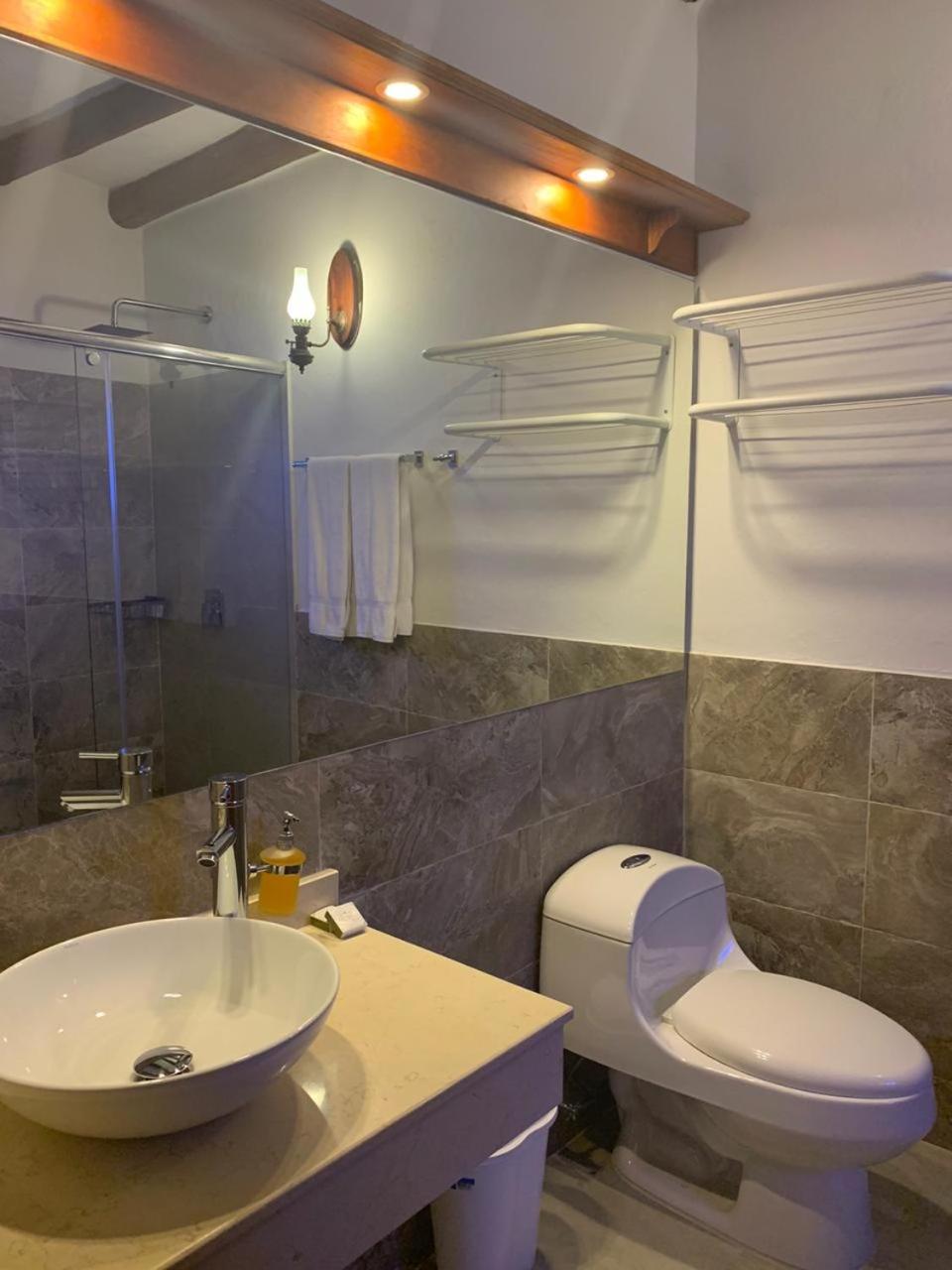Hotel Campanario Real 41/50