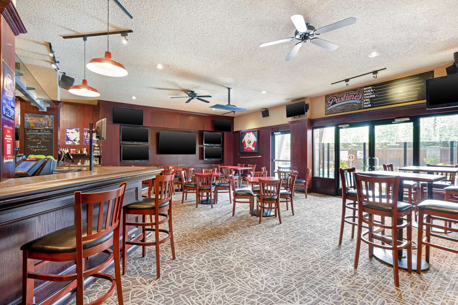 Best Western Plus Barclay Hotel 26/33