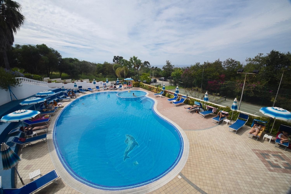Villaggio Pineta Petto Bianco Hotel 9/60