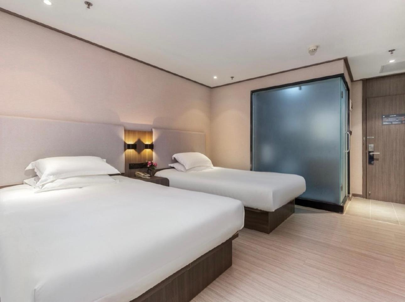 Hanting Hotel (Guangzhou Nancun Xingnan Avenue) 8/27