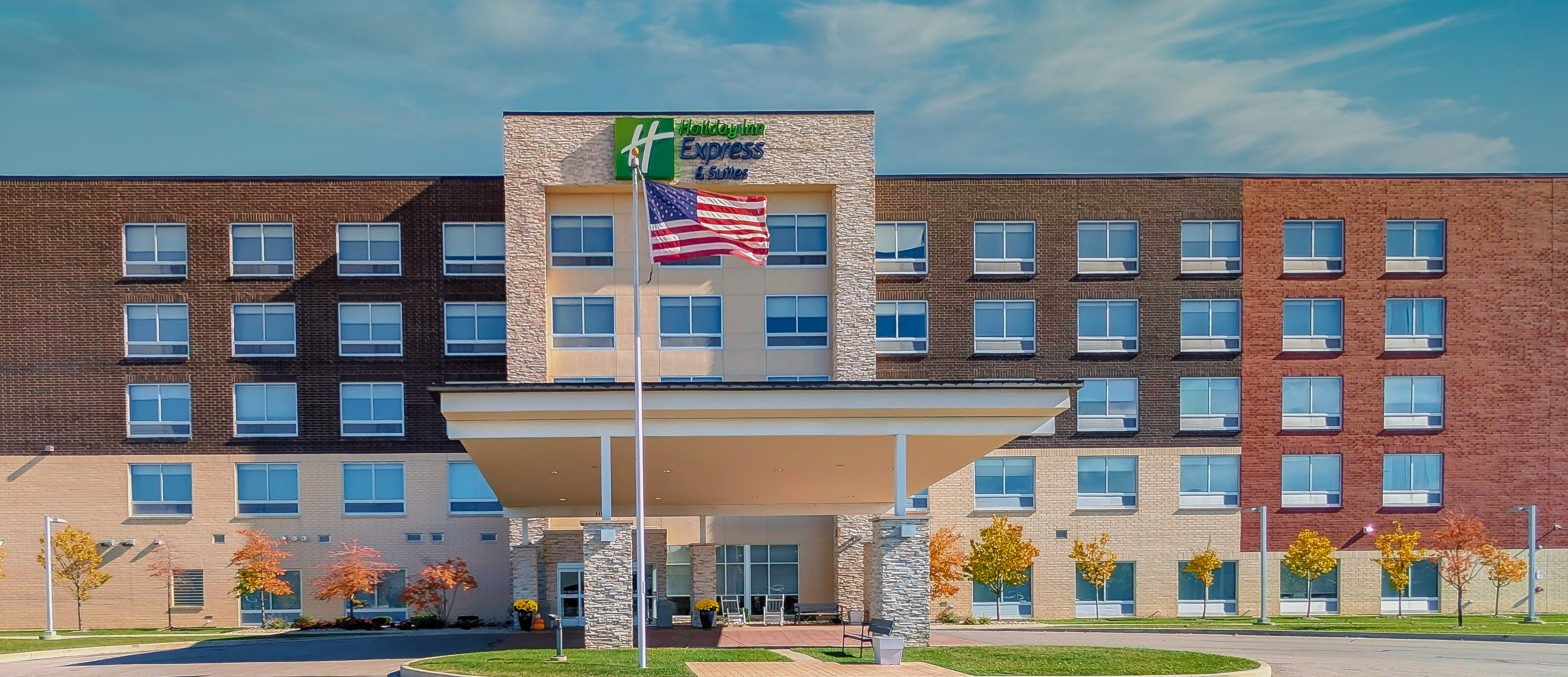 Holiday Inn Express Suites Toledo West 2/54