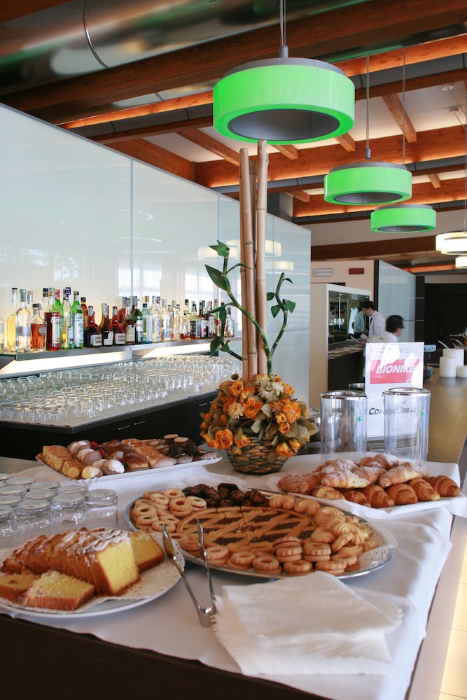 DoubleTree by Hilton Milan Malpensa 58/76