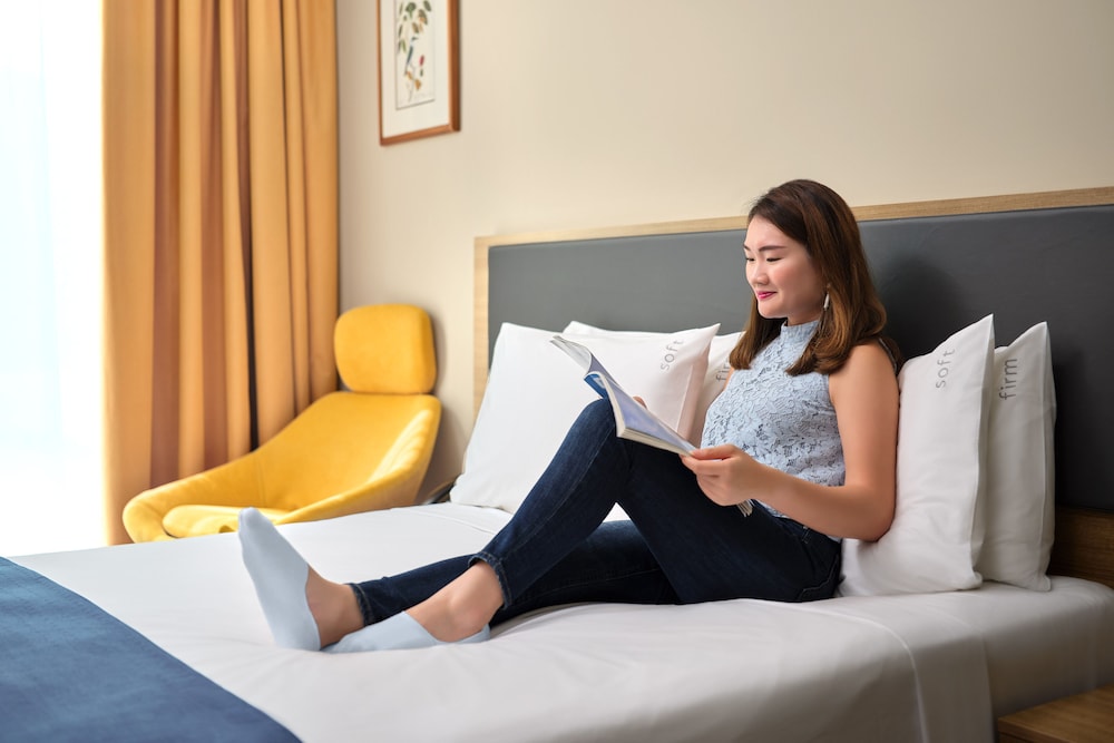 HOLIDAY INN EXPRESS KOTA KINABALU CITY CENTRE 36/55