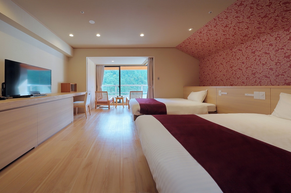 Hotel Sunshine Kinugawa 12/70